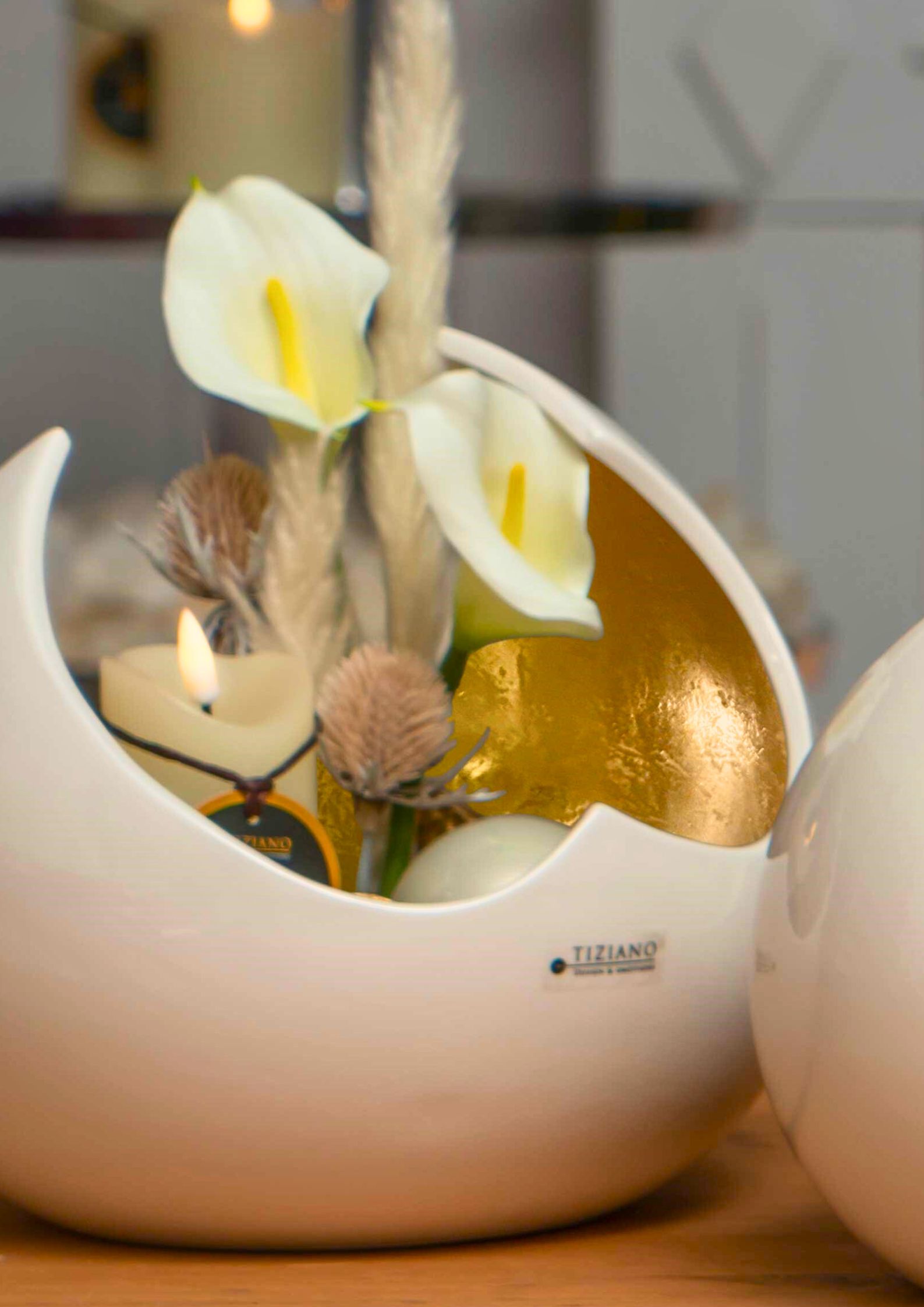 toriani-schale-creme-gold-detail