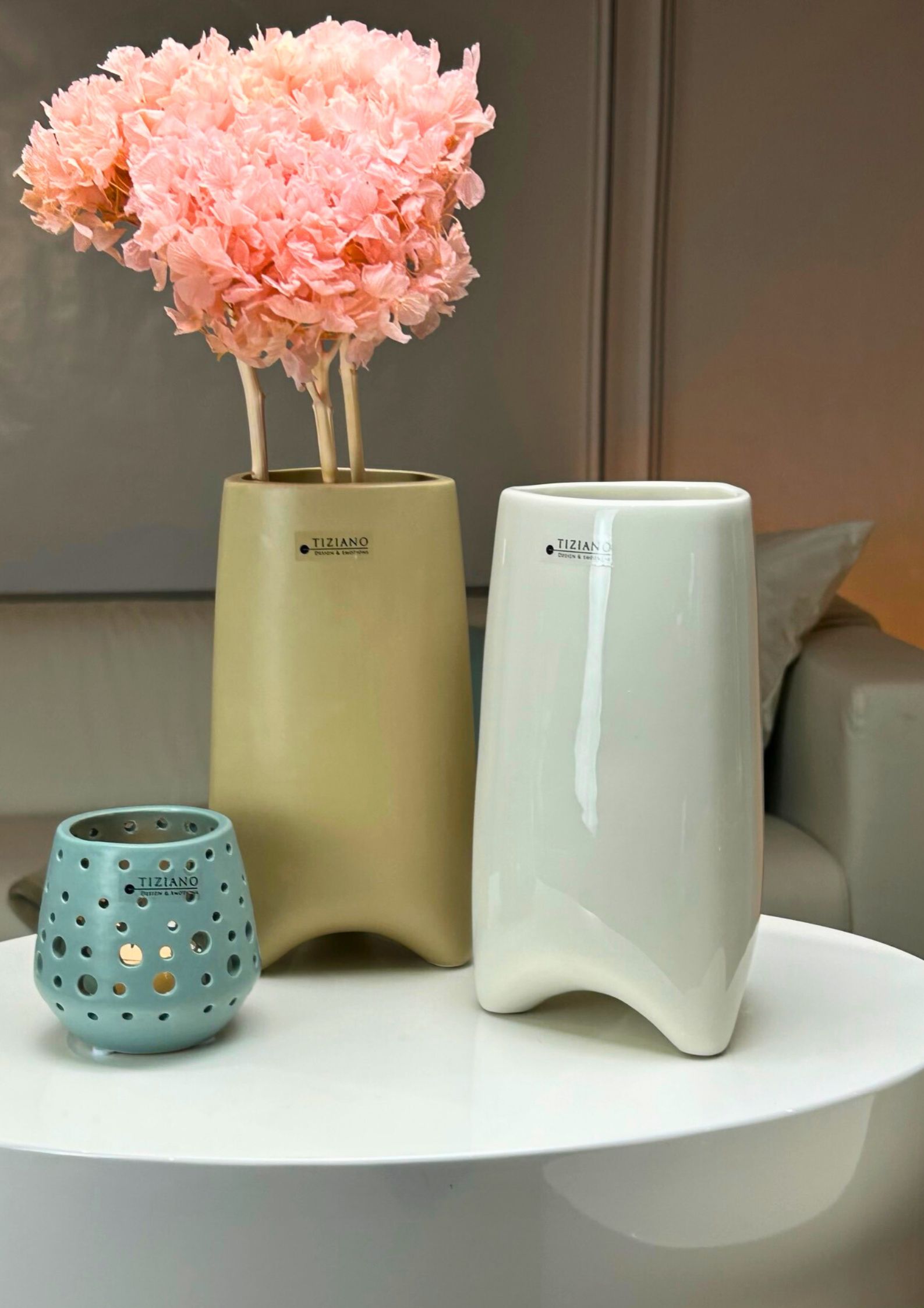 triangolo-vase-avena-matt