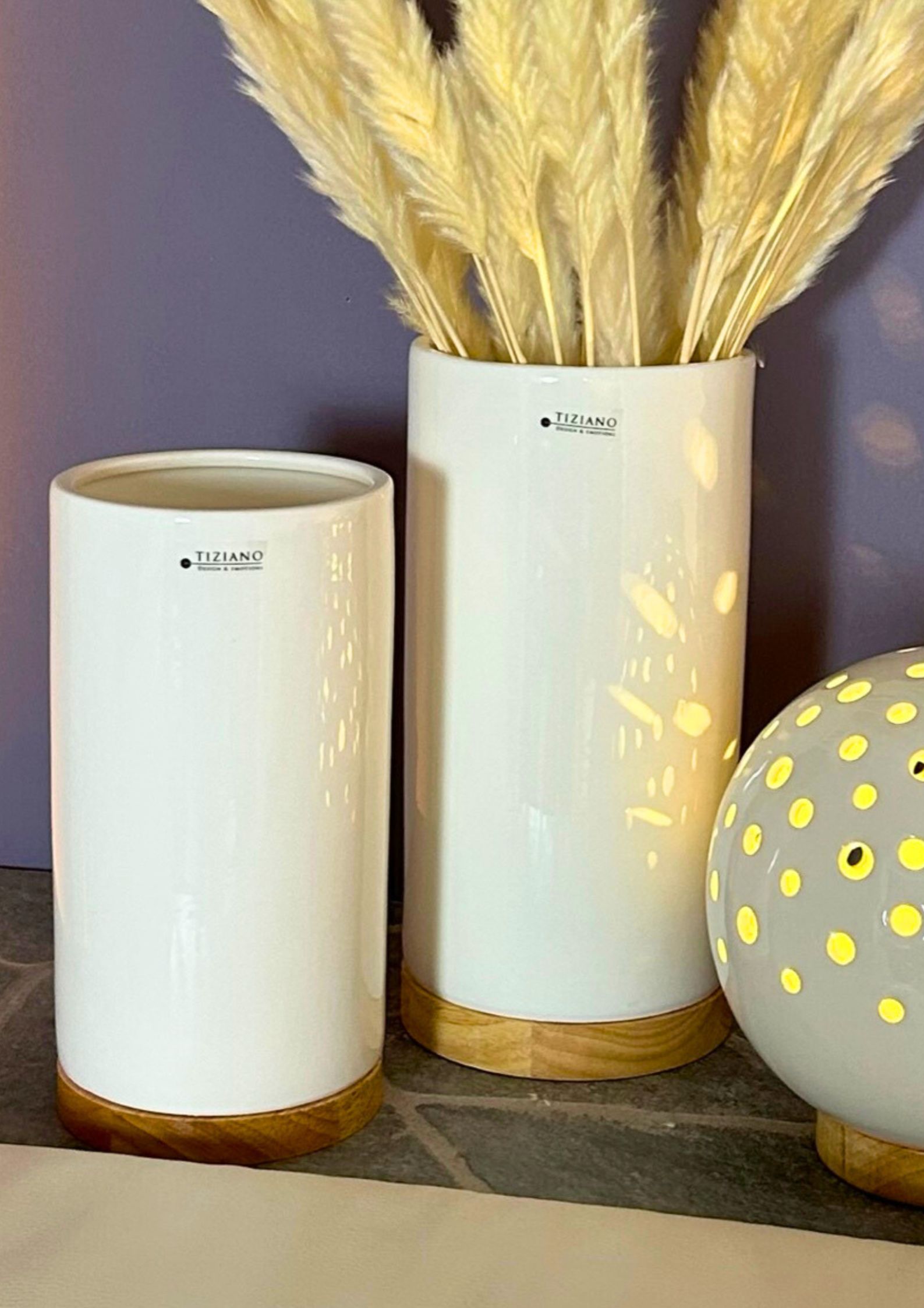 venosta-vase-holzbase-detail