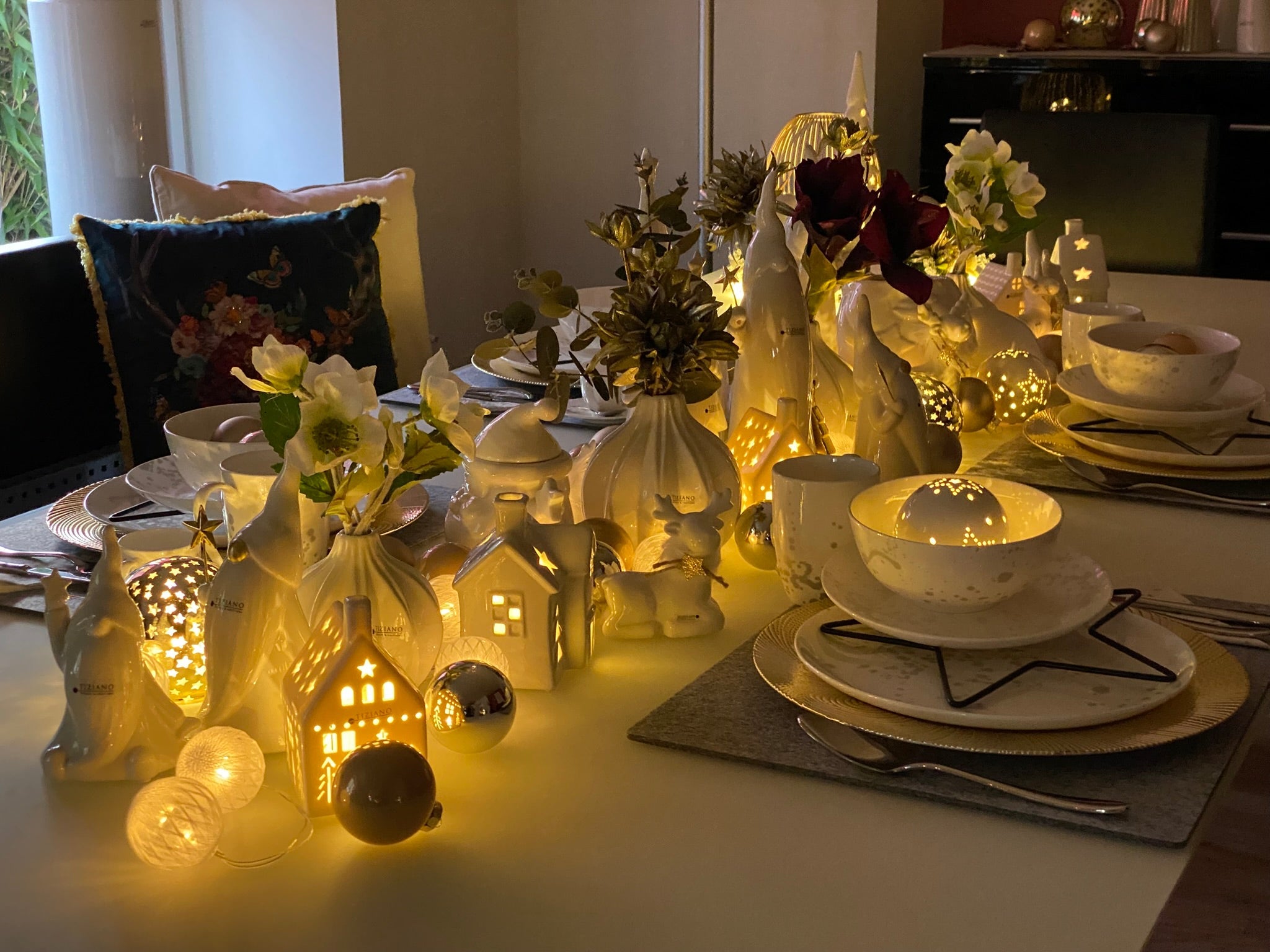 Weihnachten in Gold & Weiss