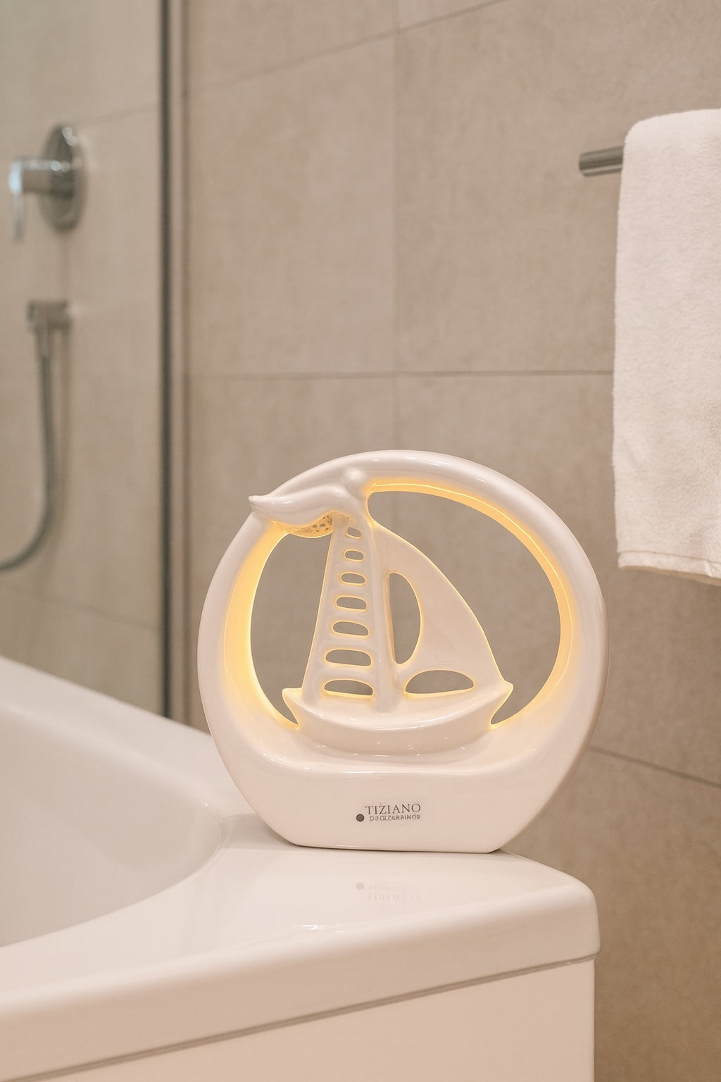 Dekoboot Casali im Ring LED creme-weiß