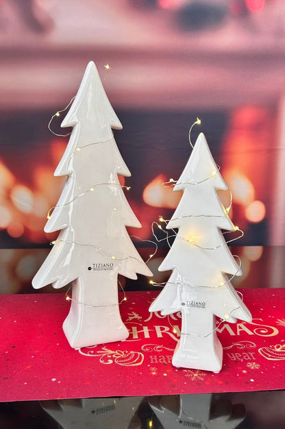 Dekobaum Adelmo mit Lichterkette dekoriert