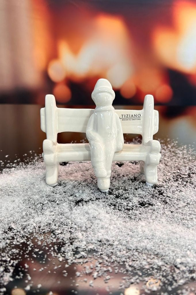 D22 Deko Bank Caselle mit Figur 13cm creme-weiß