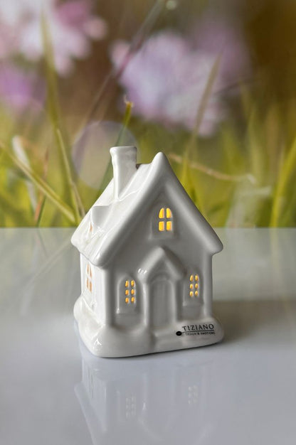 Deko Haus Cascata LED mit Schnee creme-weiß