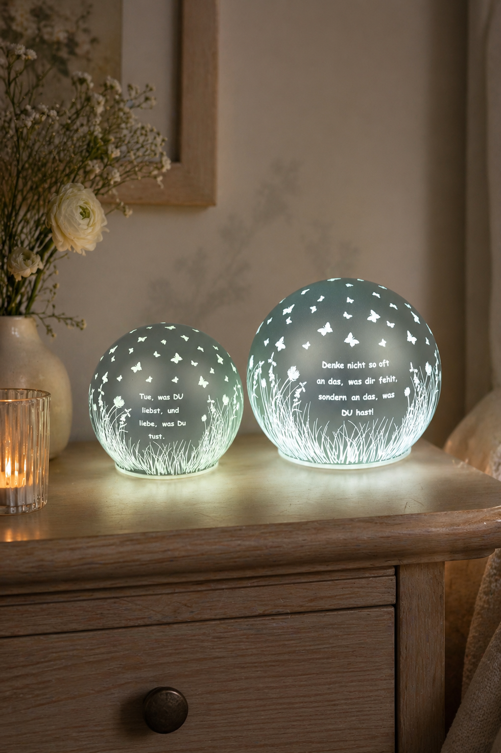 Deko Lichtkugel Cassano LED 12cm mit Sprüchen türkis