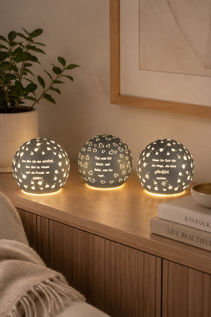 Deko Lichtkugel Cassano LED 10cm mit Sprüchen anthrazit