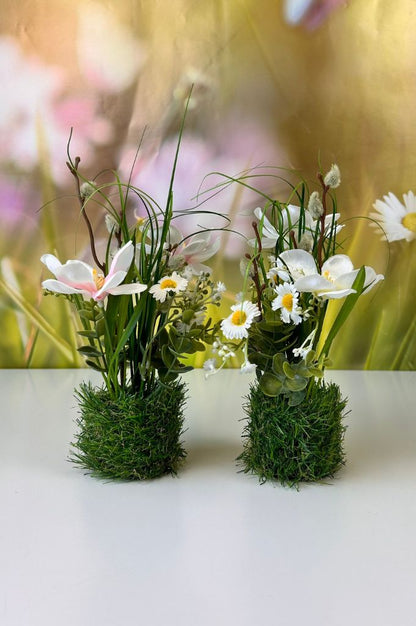 Deko Magnolie auf Grassockel in weiß & Rosa