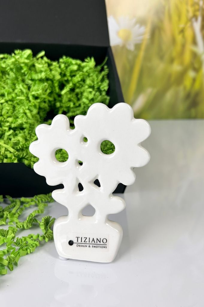 Geschenkbox S Haus Fano+Blume Folina creme-weiß