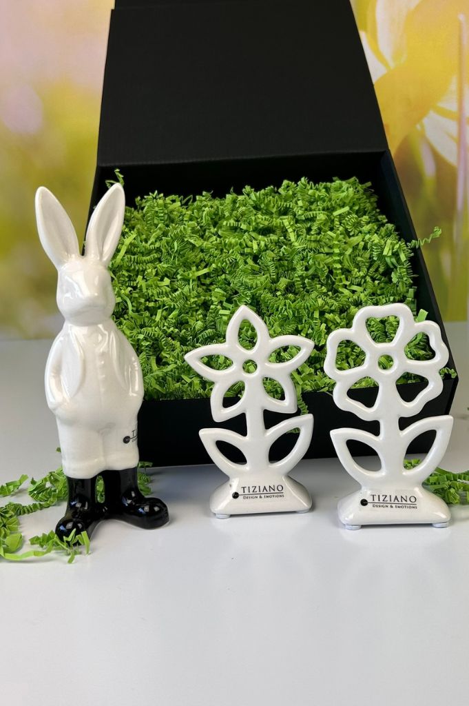 Geschenkbox M mit Blumen Mesola und Hase Aldo