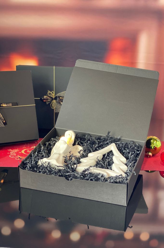 Geschenkbox Engel Delia mit LED Kugel+Baum Saphira