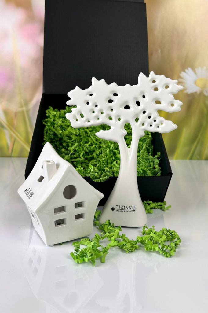 Geschenkbox S Haus Pendola LED+Baum Joy creme-weiß