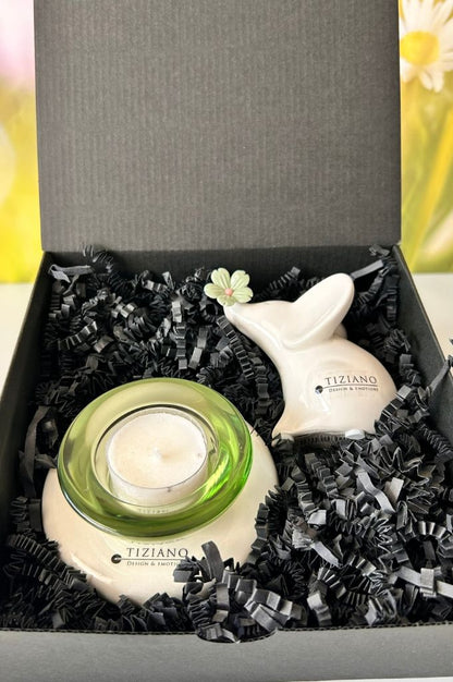 Geschenkbox Base Lumina mit Trixy und Leon grün