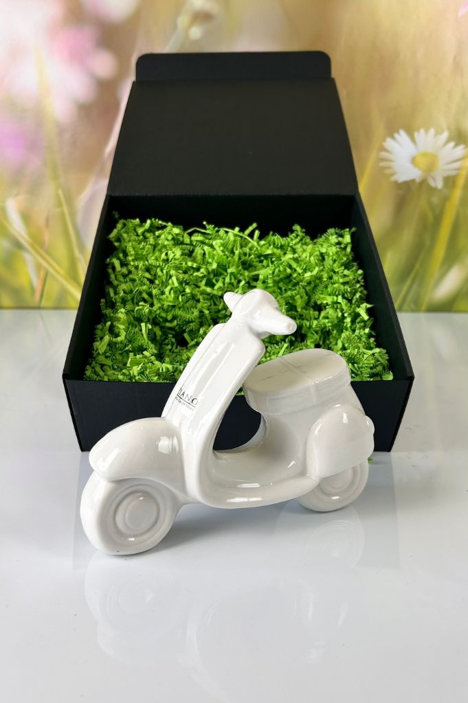 Geschenkbox M Deko Vespa Vespina creme-weiß