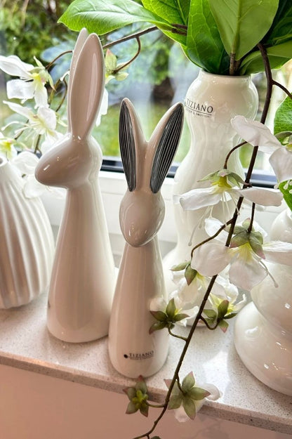 Hase Alvina weiß-schwarz