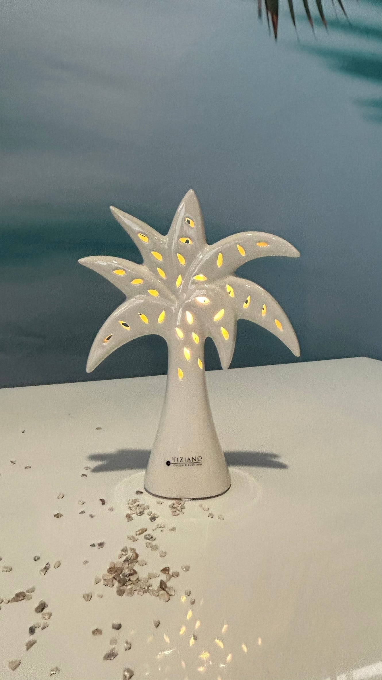 Deko Palme Guano LED weiß-creme