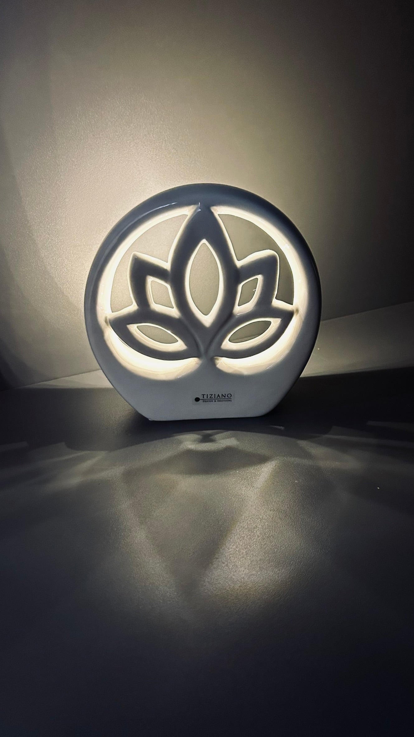 LED Lotusblume Casca im Ring