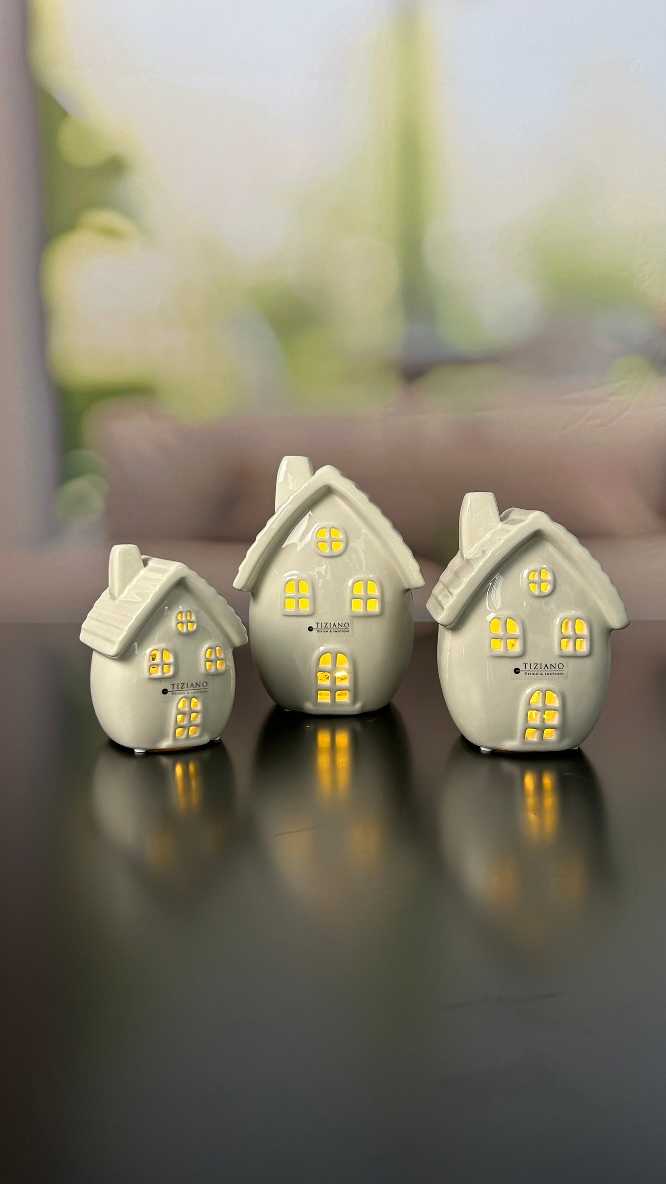 Lichthaus Tana LED creme-weiß
