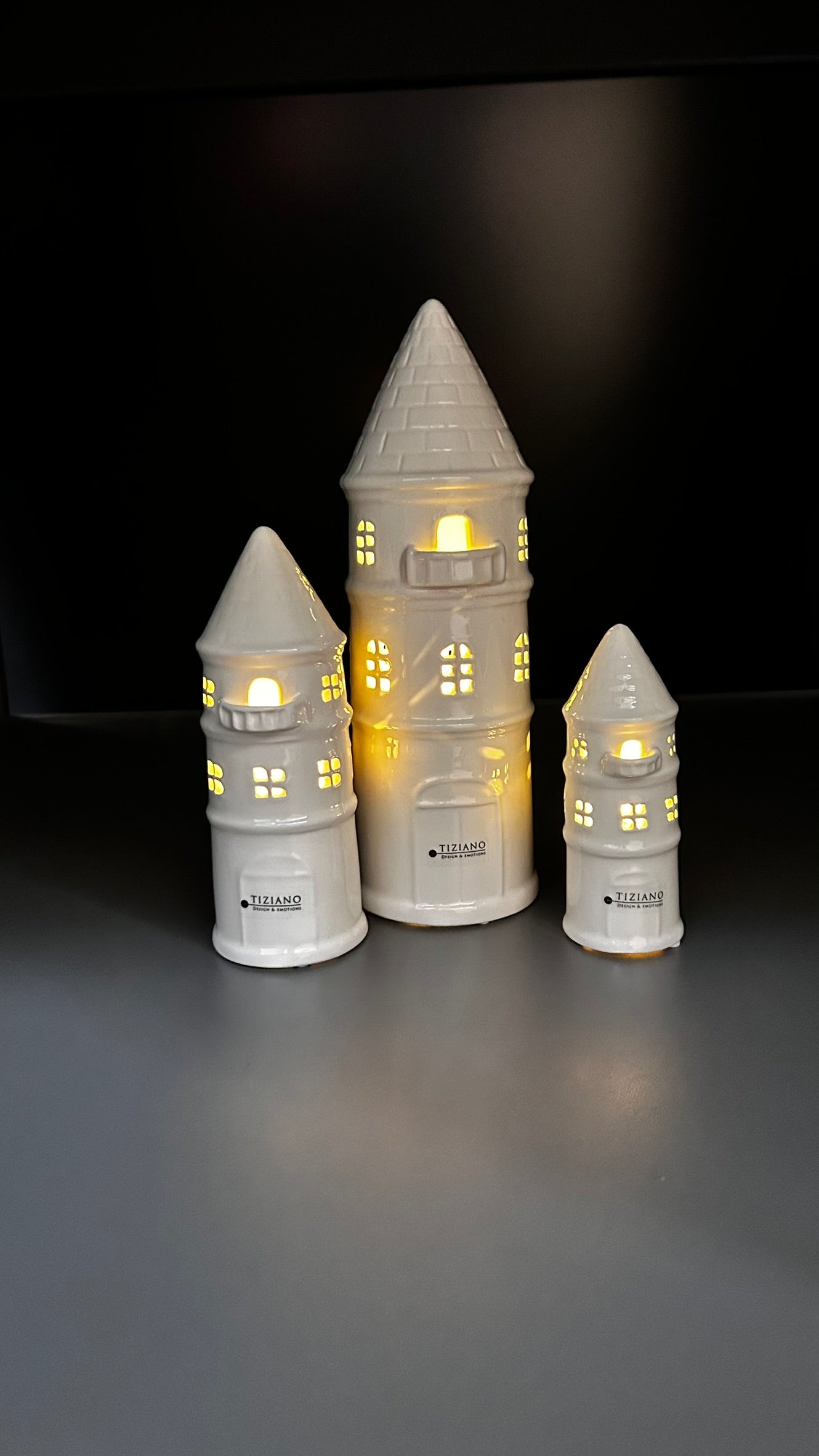 Turm Rapunzel LED creme-weiß