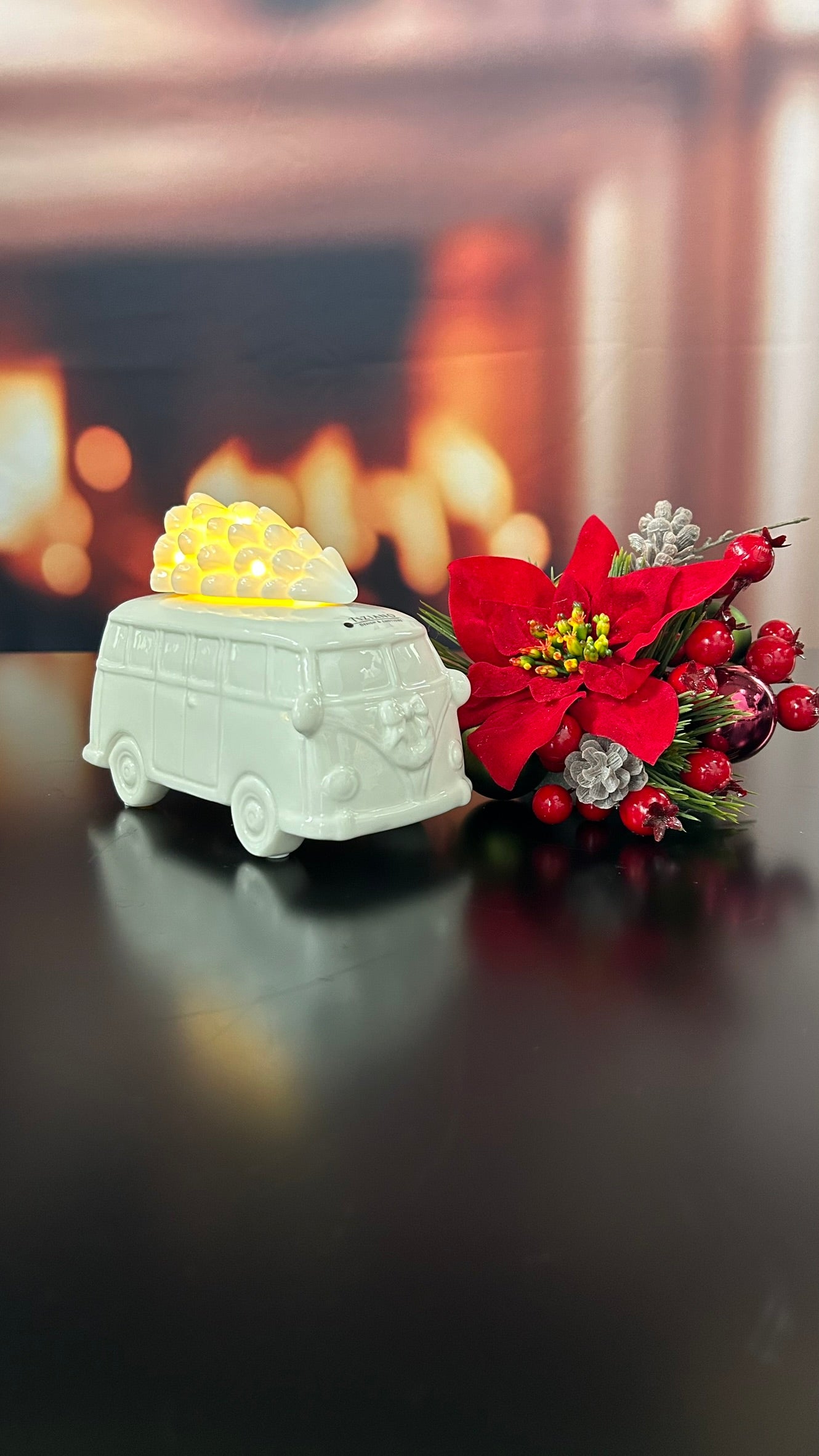 Deko Bus Parco mit Baum LED creme-weiß
