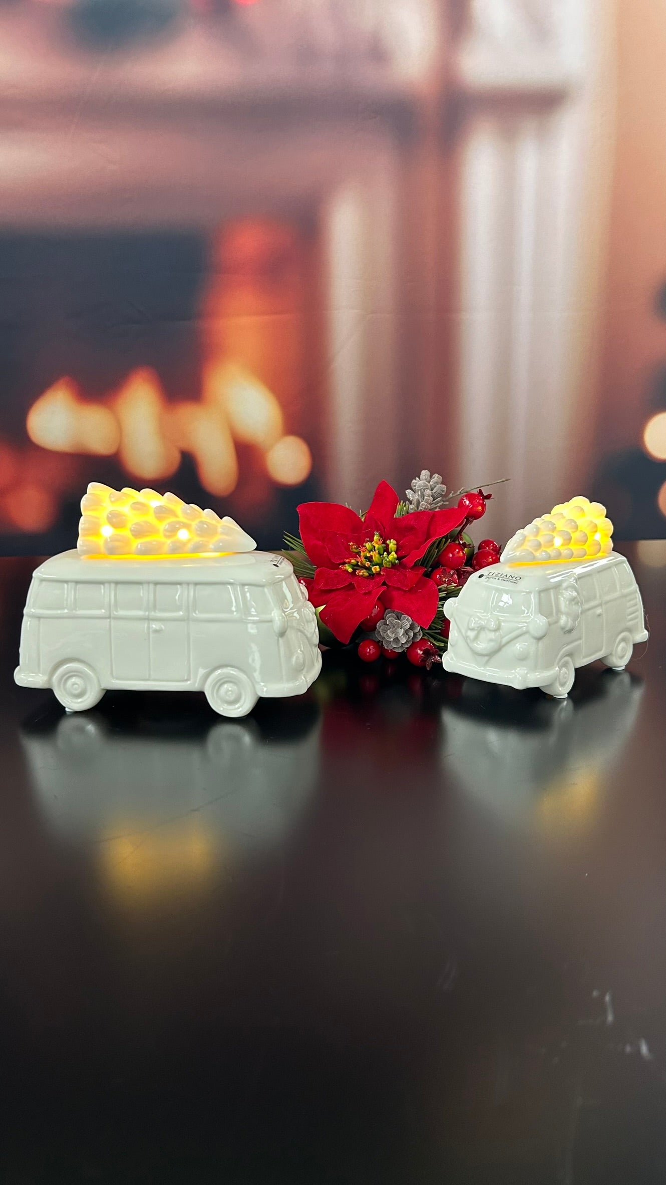 Deko Bus Parco mit Baum LED creme-weiß