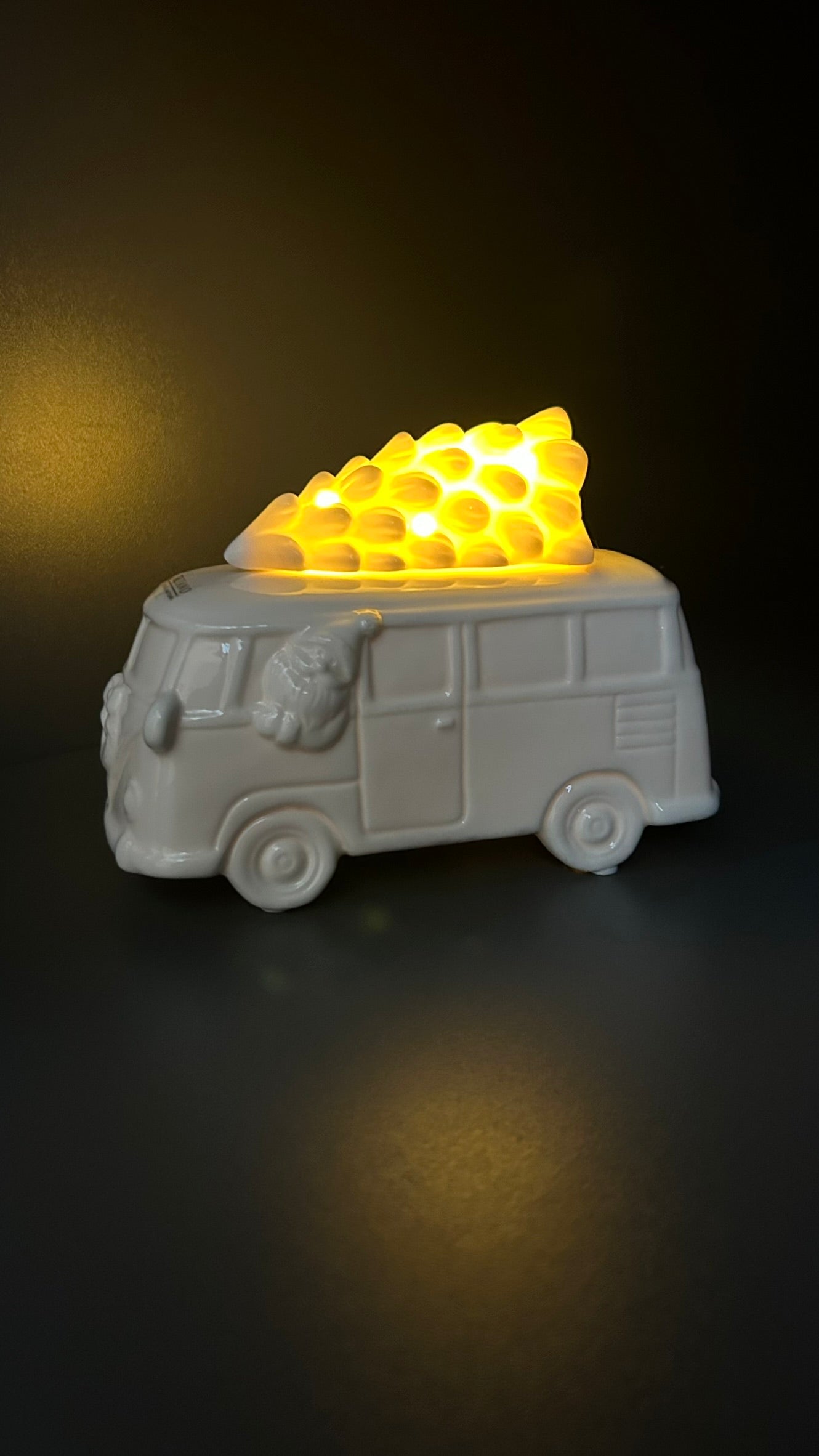 Deko Bus Parco mit Baum LED creme-weiß