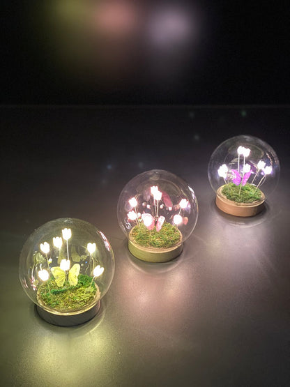 Deko Lichtkugel LED mit Schmetterling+Blumen