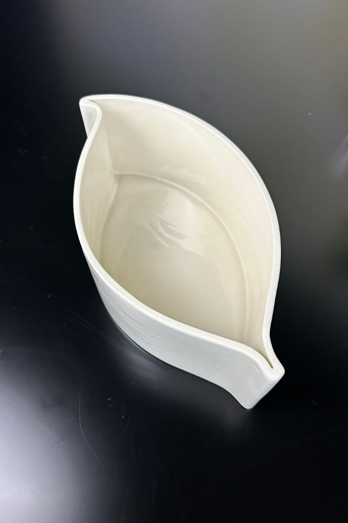 Jardiniere Locana creme-weiß