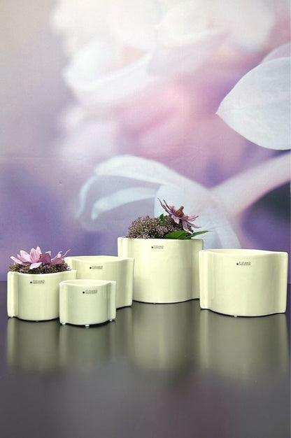 Kübel Locana creme-weiß