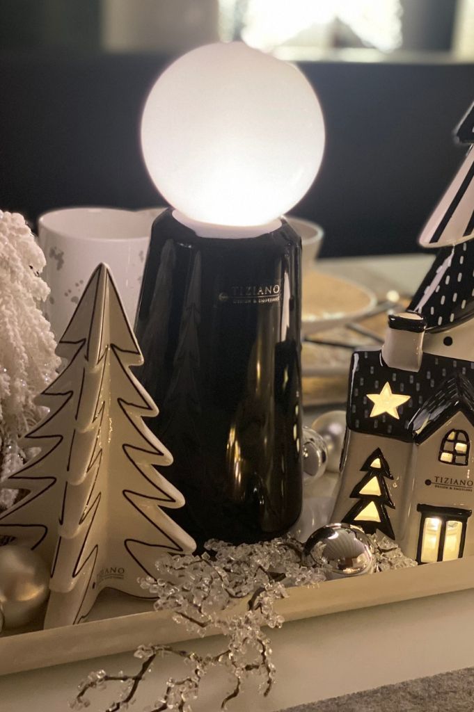 Lampe Luminara mit LED Birne schwarz