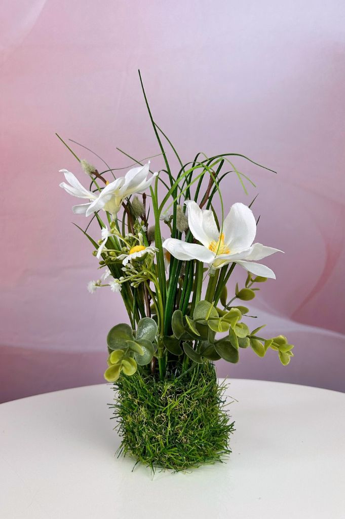 Deko Magnolie auf Grassockel