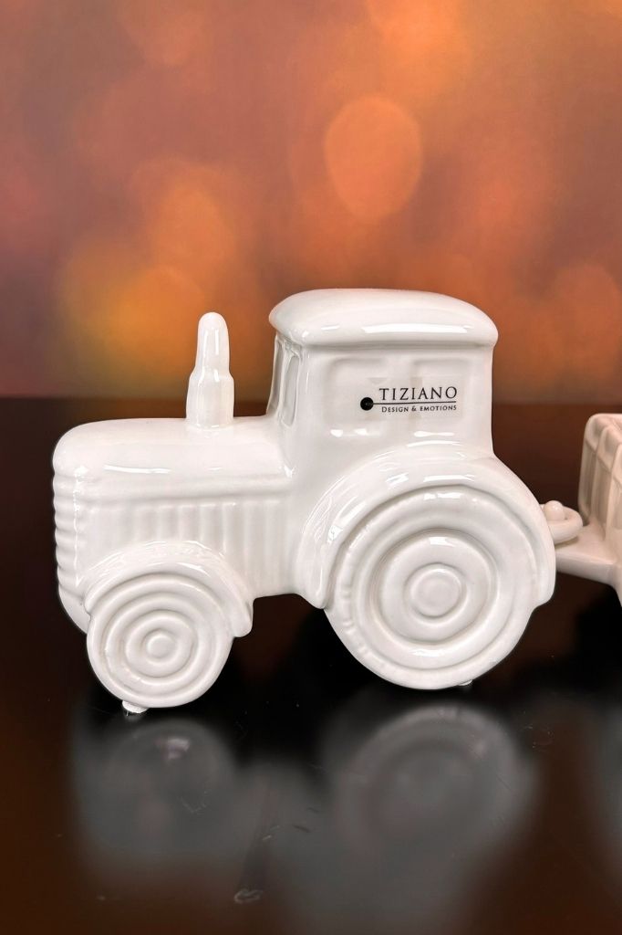 Traktor m.Anhänger Marradi 30cm creme-weiß