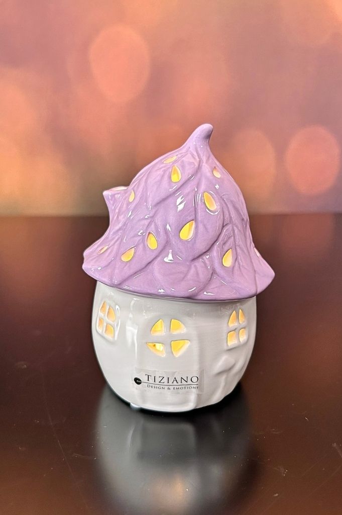 LED Haus Marisa farbig sortiert
