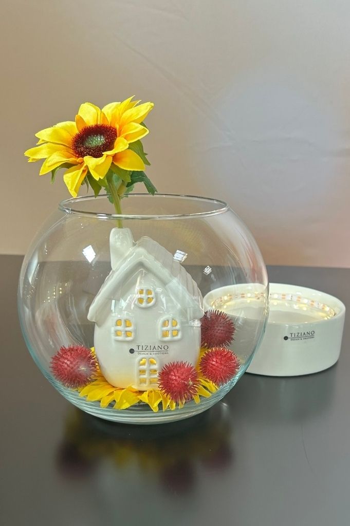 Dekoset Ovaro mit Haus Tana LED creme-weiß