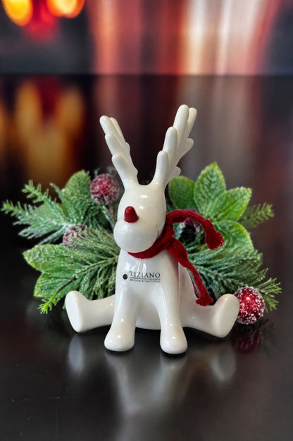 Deko Rentier Rudolph sitzend mit roter Nase+Schal
