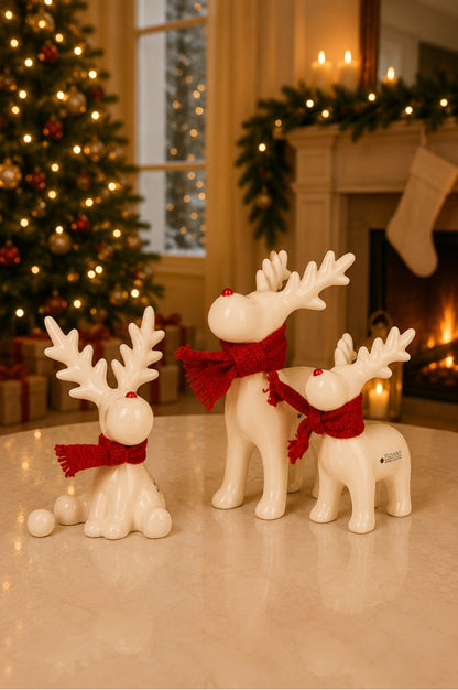 Deko Rentier Rudolph dekoriert+rotem Schal
