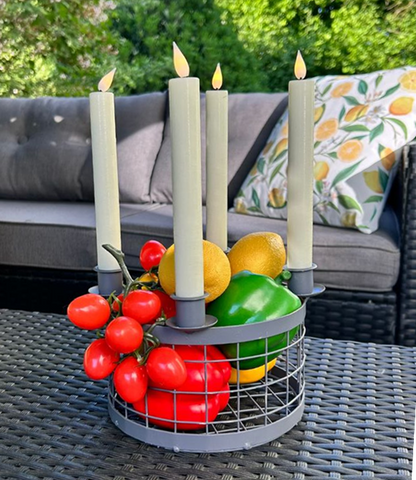 Metallkorb mit 4 Kerzenhaltern silber-grau