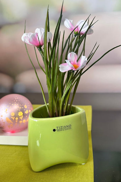 Kübel Triangolo grün