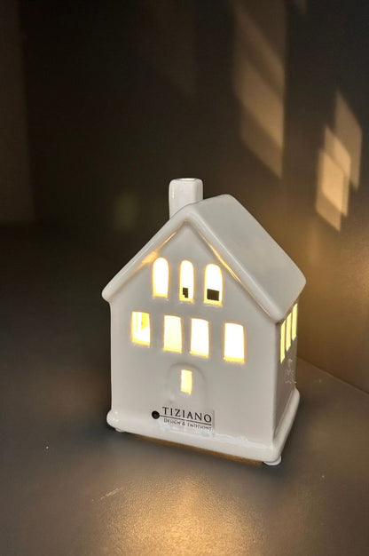 LED Haus Tribano creme-weiß