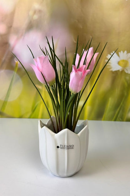 Tulpenbündel auf Grassockel farb. sort