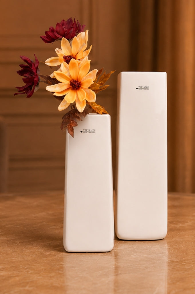 Vase Venosta eckig creme-weiß
