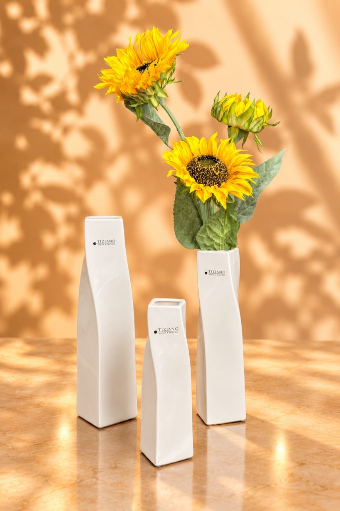Vase Venosta eckig creme-weiß