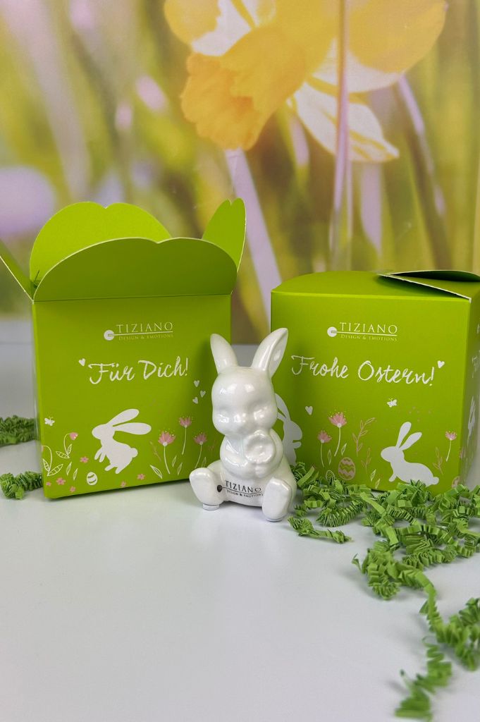 Würfelbox Frohe Ostern Finja sitzend