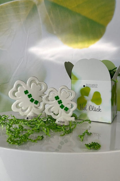 Würfelbox Viel Glück mit Glücksblatt Cartura creme-weiß