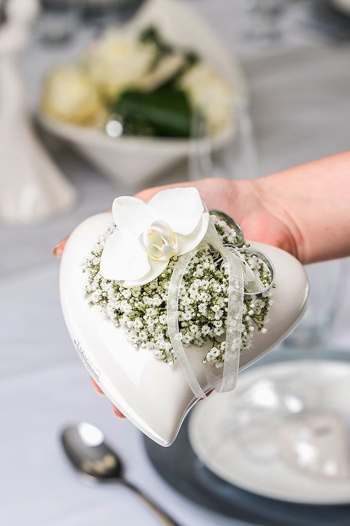 amore-dekoherz-weiss-creme-ambiente