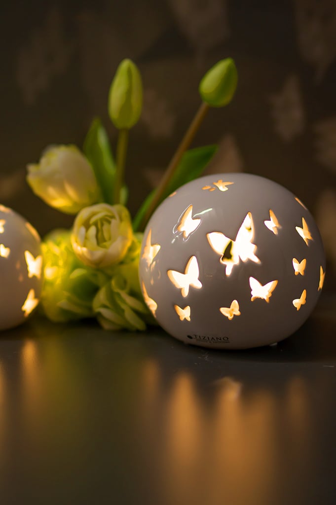 ciliana-lichtkugel-weiss-creme-LED-leuchtend
