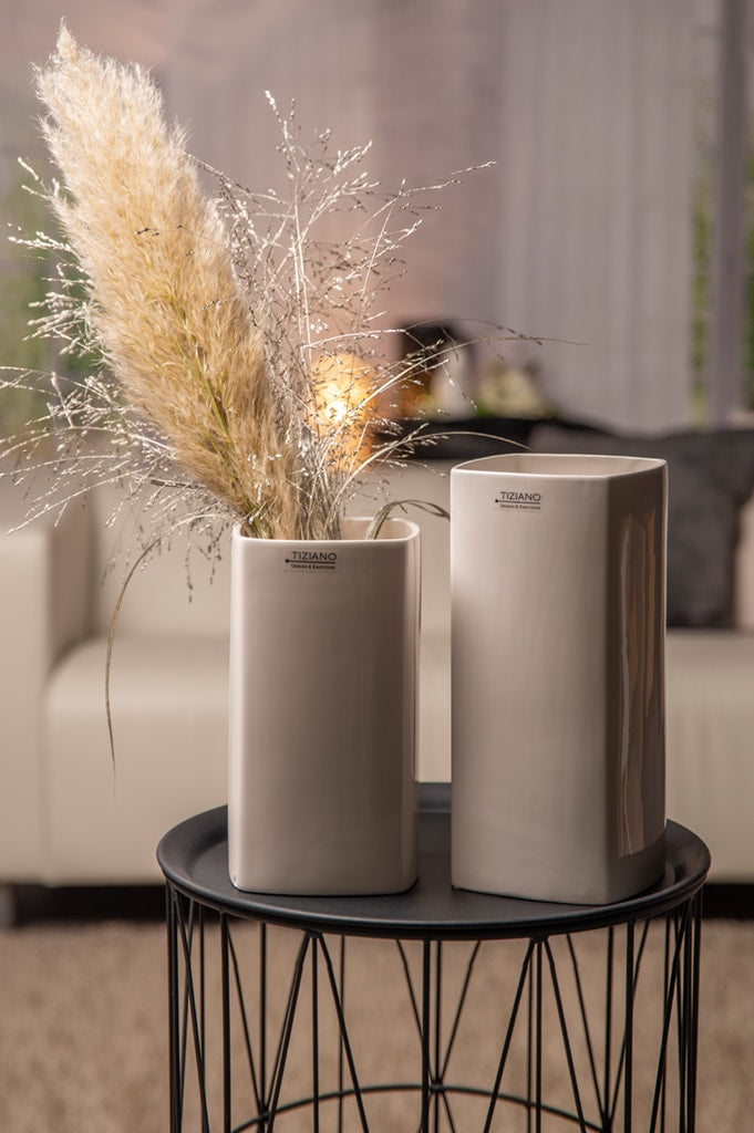 crosia-vase-weiss-creme