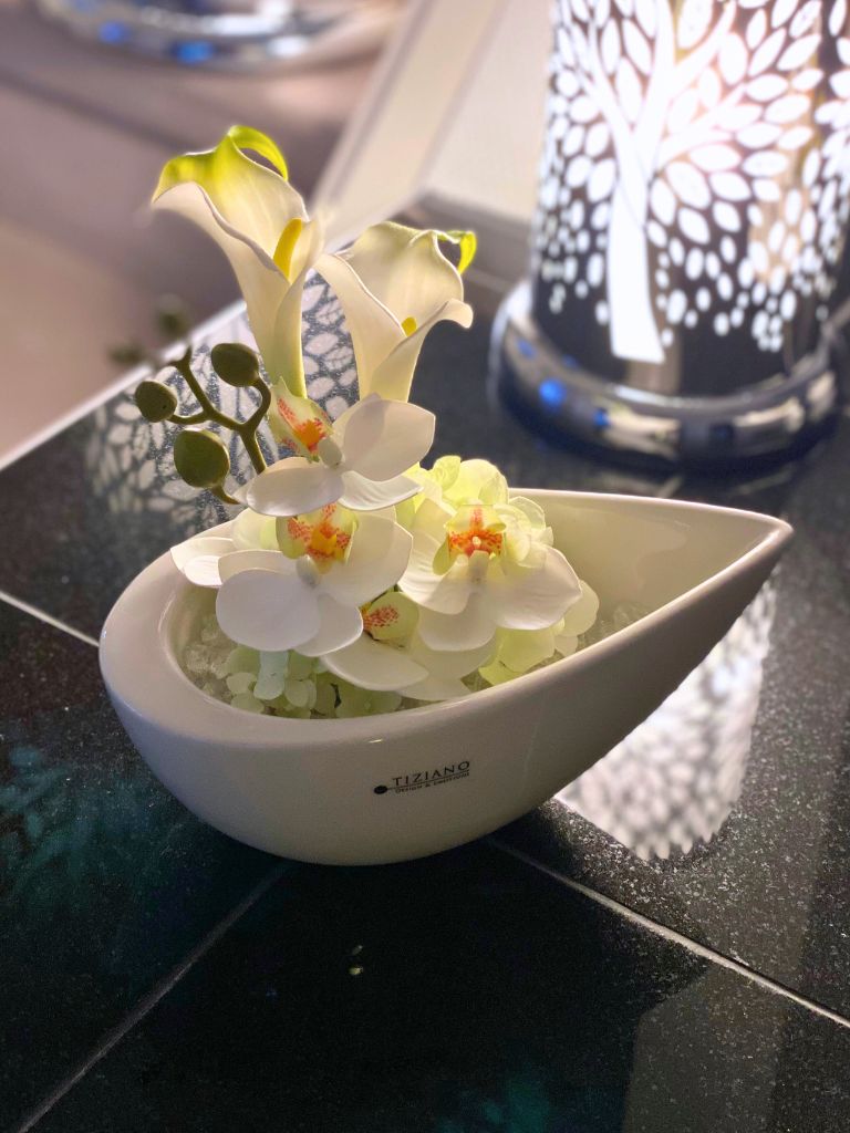 dekoset-schale-boscone-mit-orchideen-und-calla-seitlich