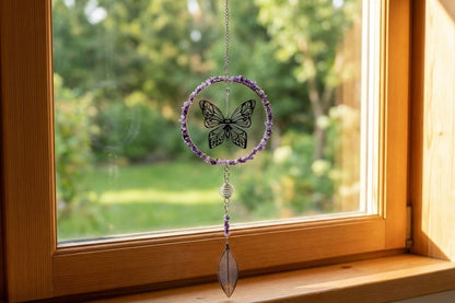 Deko Hänger Schmetterling im Ring mit Steinen