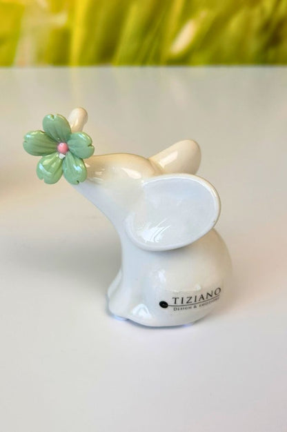 Deko Elefant Leon mit Blüten in verschiedenen Farben