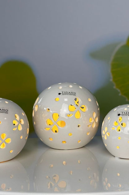 Lichtkugel Pallina LED mit Glücksblättern creme-weiß